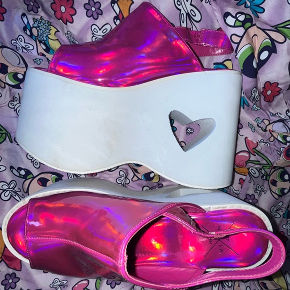 Dolls Kill Shoes - Pink sandal platform